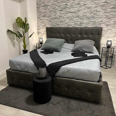 Destiny Home 3 Verona Borgo Roma Exterior foto